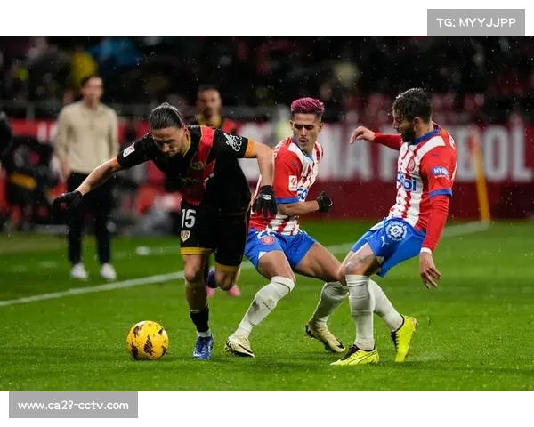 欧联杯贝蒂斯2-0胜里昂，小组赛保持不败